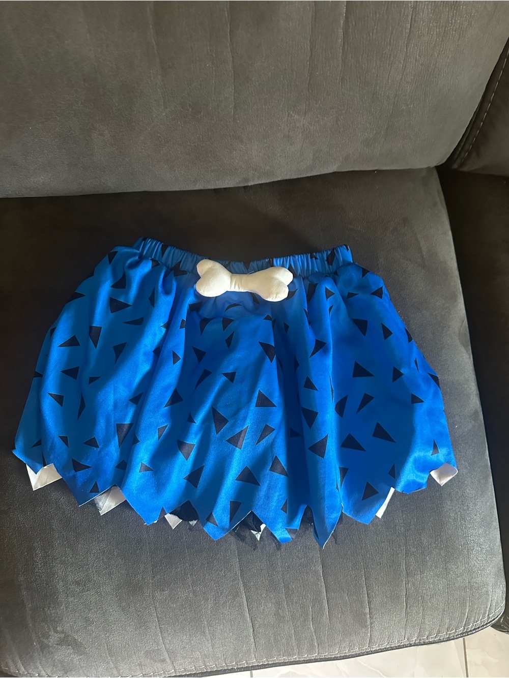 Toddler Blue Triangle Print Tulle Skirt with White Bow Accent